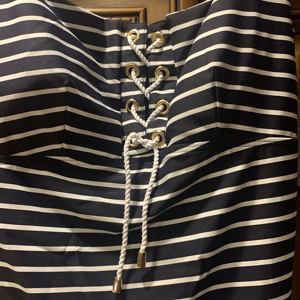 NWT Sea Level Stripe Lace-Up Longline One-Piece Swimsuit
Size 12 - Picture 5 of 5